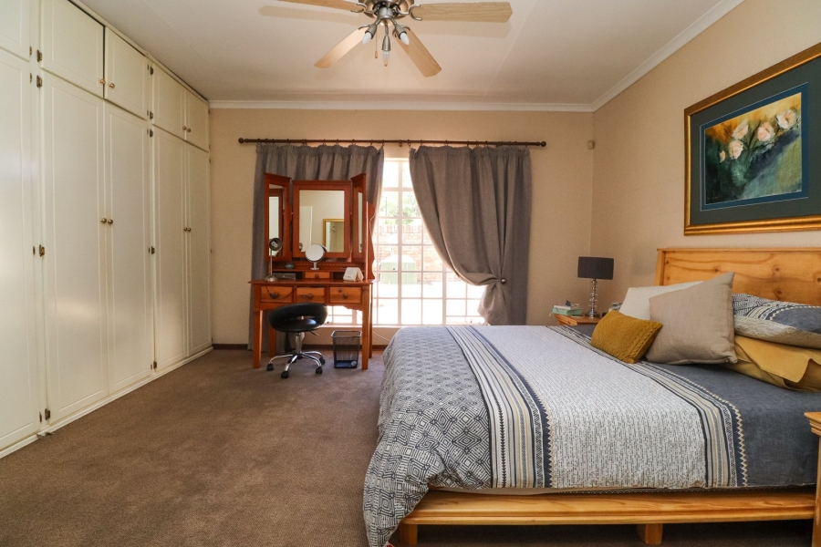 3 Bedroom Property for Sale in Flimieda North West